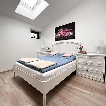 Cdp 6 Apartman Alsóörs